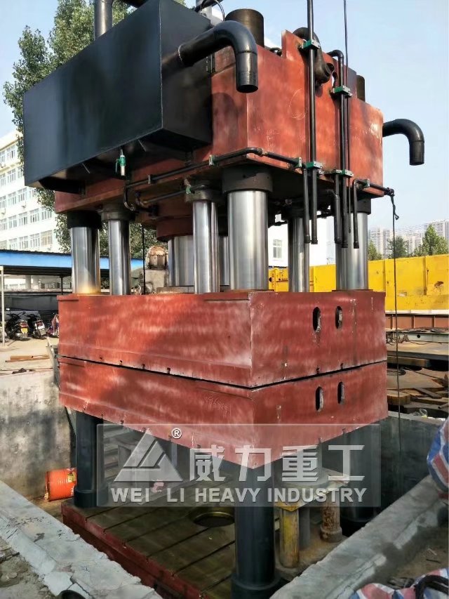 2600噸四柱油壓機