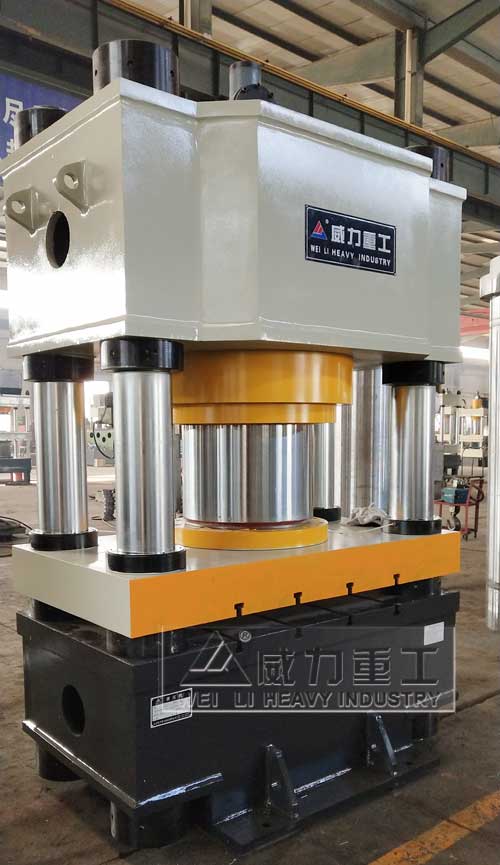 800噸四柱油壓機圖片