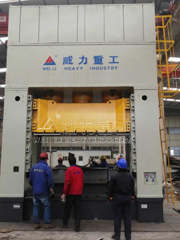 1250噸框架式薄板沖壓油壓機